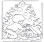 Ragazzino e albero di Natale