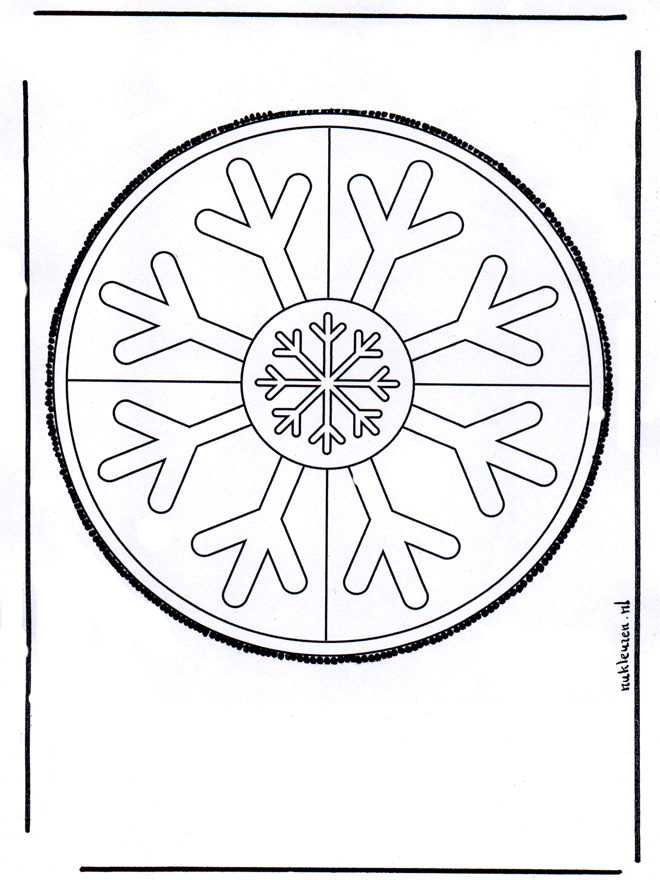 Disegno da bucherellare 19 - Mandala