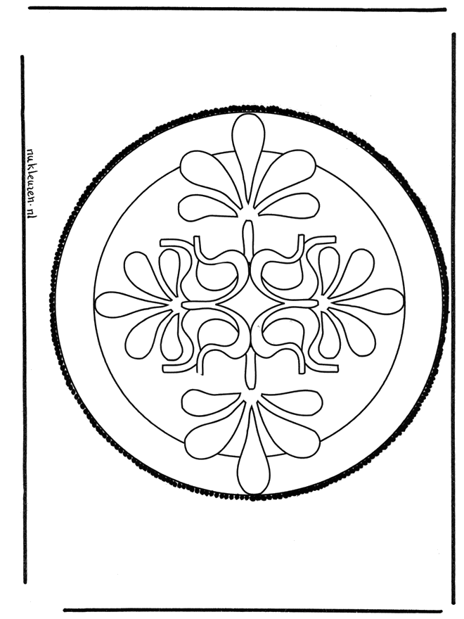 Disegno da bucherellare 33 - Mandala